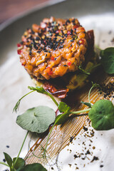 Wielkanocne przysmaki na tradycyjnym polskim stole. © voro