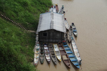 rio juruá em cruzeiro do sul, acre 