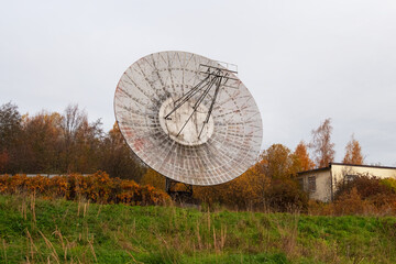 Acient antenna radio telescope.