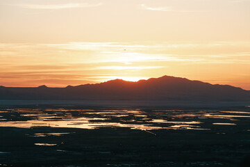 Fototapeta premium sunset over the Mountains with Rivers
