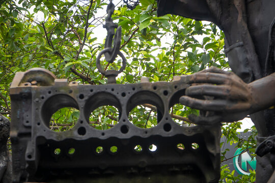 Medellin, Antioquia-Colombia. April 9, 2022. Sculpture "El Mecanico" in the Coraz&oacute;n de Jes&uacute;s neighborhood, in Medellin.