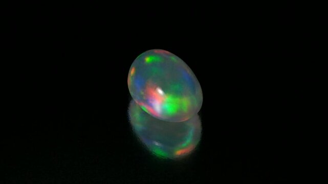 ウォーターオパール　(water opal)