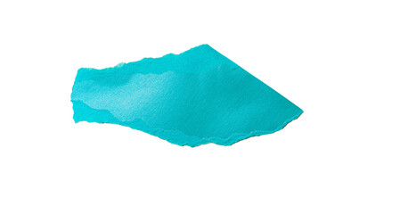 Tira de papel azul verdoso desgarrado sobre fondo aislado
