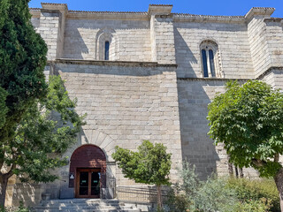 Main facade of the church of Valdemorillo