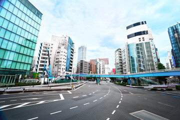 Obraz premium 高層ビル 都会 新宿 東京