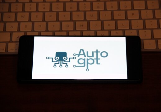 AutoGPT - Agente de software aut&ocirc;nomo de c&oacute;digo aberto que usa os grandes modelos de linguagem do OpenAI , como o GPT-4 , para tentar atingir uma meta especificada por um usu&aacute;rio em linguagem natural.