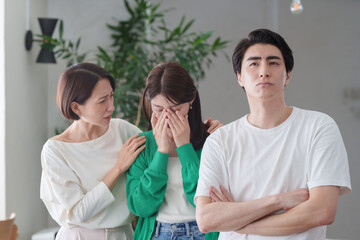 女性が泣いて困る男性