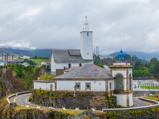Faro de Luarca y puerto en la Comarca del Vald&eacute;s, Principado de Asturias