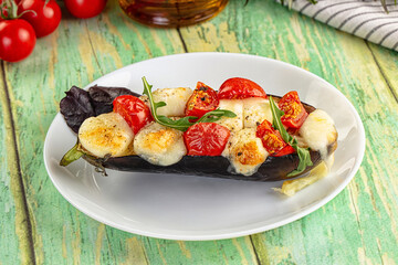 Baked eggplant with cherry and mozzarella