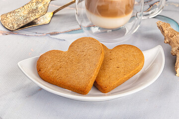 Sweet ginger cookies for snack