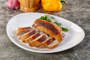 Roasted duck breast with slices