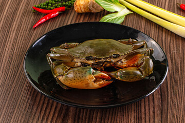 Raw big crab for cooking