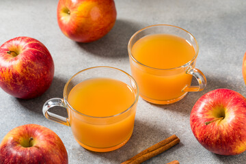 Festive Warm Hot Apple Cider