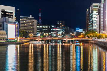 博多　夜の中洲