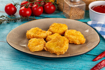 Golden crispy fried chicken nuggets