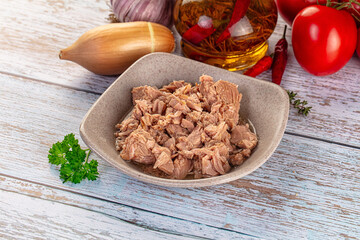 Canned tuna fish in olive oil