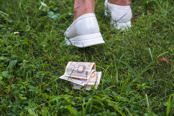 Bosnia and Herzegovina convertible markr left behind as person	