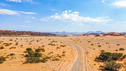 Route désertique en Namibie