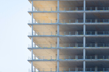 Geometric Concrete Frame of a High-Rise Under Construction © lukšić