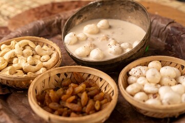 Makhana Kheer is a traditional dessert from Bihar made with fox nuts, milk, and dry fruits. Rich, creamy, and nutritious, it’s often prepared during festivals and fasting for its purity and taste.