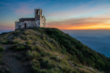 Monte Tobbio tramonto