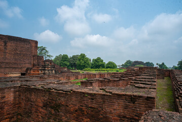 The ruins of Nalanda University in Bihar are a UNESCO World Heritage Site, once a great center of learning (5th–12th century). Its red-brick monasteries, temples, and libraries reflect India’s ancient