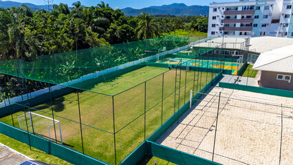 Construção Empreiteiro Alambrado Cerca Condomínio Residencial Centro Esportivo Quadras Futsal Campo Futebol Beach Tennis Instalação Arquitetura Engenharia Estrutura Obras Projeto Material Segurança