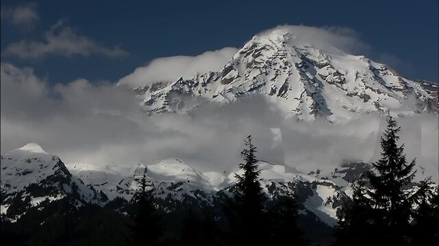 Mount Rainier Time-Lapse from Rampart Ridge