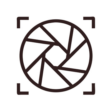 Aperture icon with focus corners showing a circular lens diaphragm in a square frame outline design