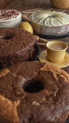 Bolos Caseiros Confeitaria Gastronomia Doce Tortas Chocolate Red Velvet Coco Limão Uva Laranja Sabores Frutas Sobremesa Padaria Caseiro Artesanal Culinária Receitas Bolo Festa Bolo Fuba