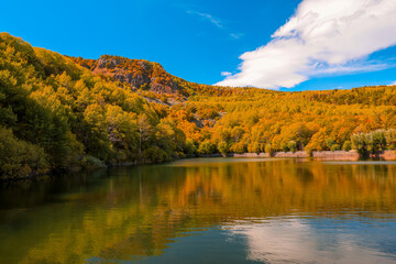 Karagöl Çubuk Ankara - autumn landscape with lake and trees