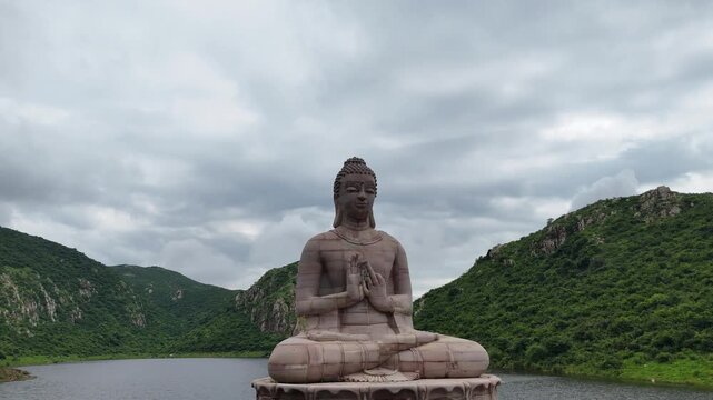 Ghoda Katora Lake in Rajgir, Bihar &ndash; a serene horse-shaped natural lake surrounded by hills and forests, offering boating, scenic views, and a peaceful escape amidst nature&rsquo;s pristine beauty
