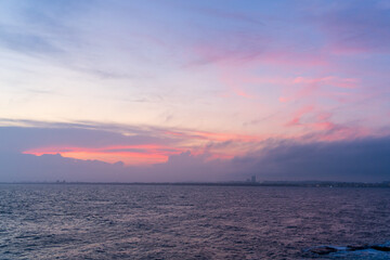 江の島の海と夕暮れの空