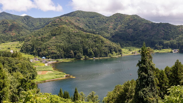 風景画 黒姫山 額縁入り 風景画 黒姫山 額縁入り 風景画 黒姫山 額縁
