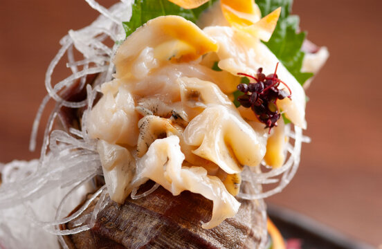 whelk sashimi(Raw whelk)