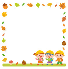 遠足で歩く子どもたち　秋バージョン