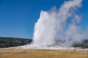 Old Faithful is a cone geyser in Yellowstone National Park in Wyoming, United States. Hydrothermal System. The Yellowstone Caldera / Yellowstone Plateau Volcanic Field. Yellowstone hotspot. 