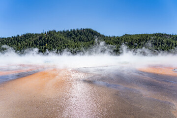 Grand Prismatic Spring, Midway Geyser Basin Trail. Yellowstone National Park , Wyoming....