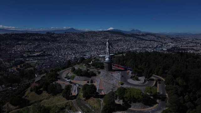 panecillo quito ecuador 