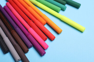 Obraz premium Set of colored pencils on a blue background