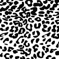 Seamless vector leopard skin print pattern for textile and wallpaper design