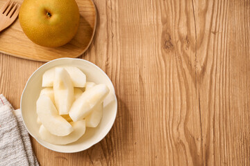 あきづき梨のカット盛り｜秋の和梨・家庭のデザート