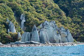 下北半島　佐井港から仏ヶ浦にむかう観光船からの風景　青森県佐井村