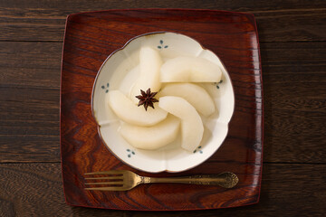 和梨のコンポート｜八角香る秋のデザート