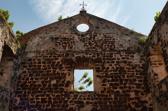  Porta de Santiago, the only remaining fragment of the ancient Portuguese fortress known as A Famosa, in Malacca, Malaysia. 
