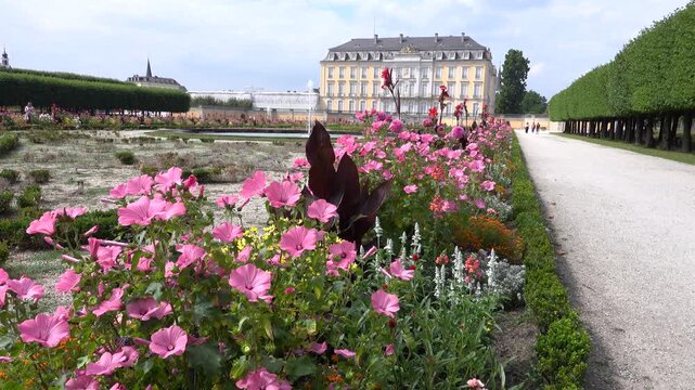 Schloss Augustisburg mit Schlosspark