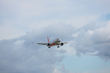 福岡空港での着陸装置クローズアップ