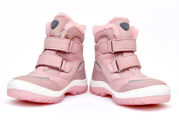 Children's warm winter boots made of genuine leather and high-quality materials.