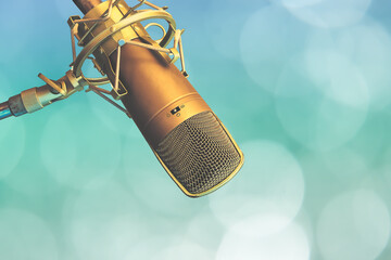 Condenser microphone with bokeh background