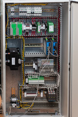 Automatic control cabinet